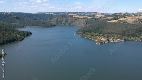 Fridefont (Cantal, France) - Vue aérienne depuis le belvédère sur le cirque de Mallet