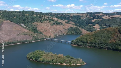 Fridefont (Cantal, France) - Vue aérienne depuis le belvédère sur le cirque de Mallet