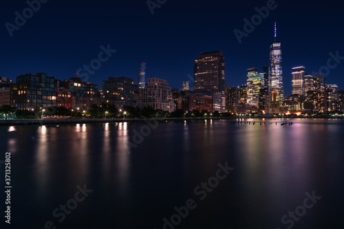 View on Manhattan from Hudson River at dusk with long exposure © Andriy Stefanyshyn