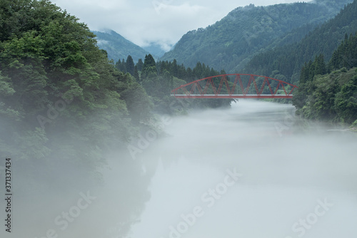 福島県金山町霧幻峡の渡し
