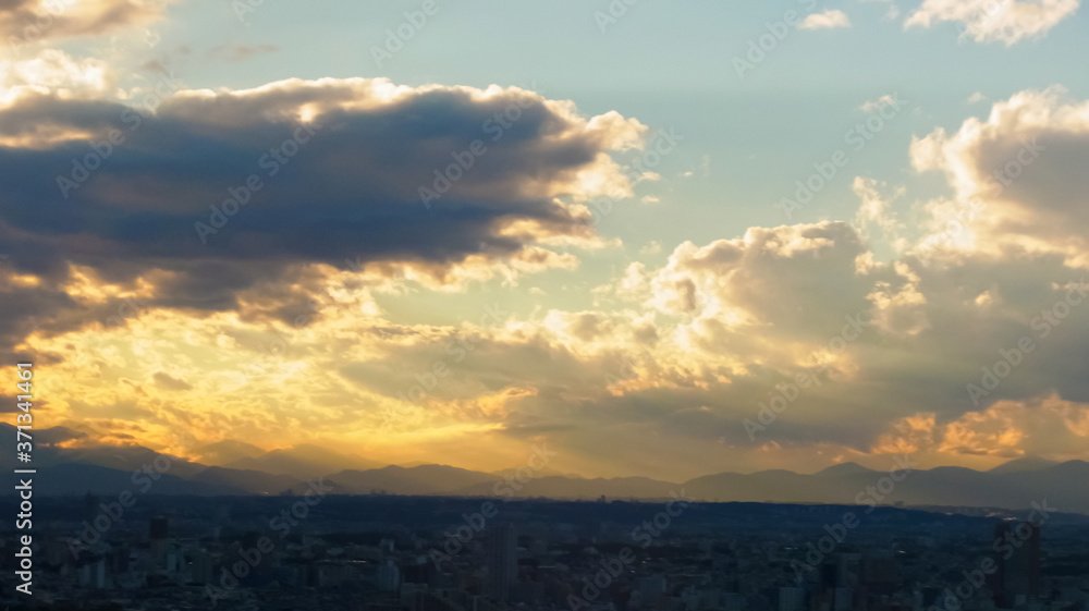 Obraz premium The sky which shines as if God totally lives