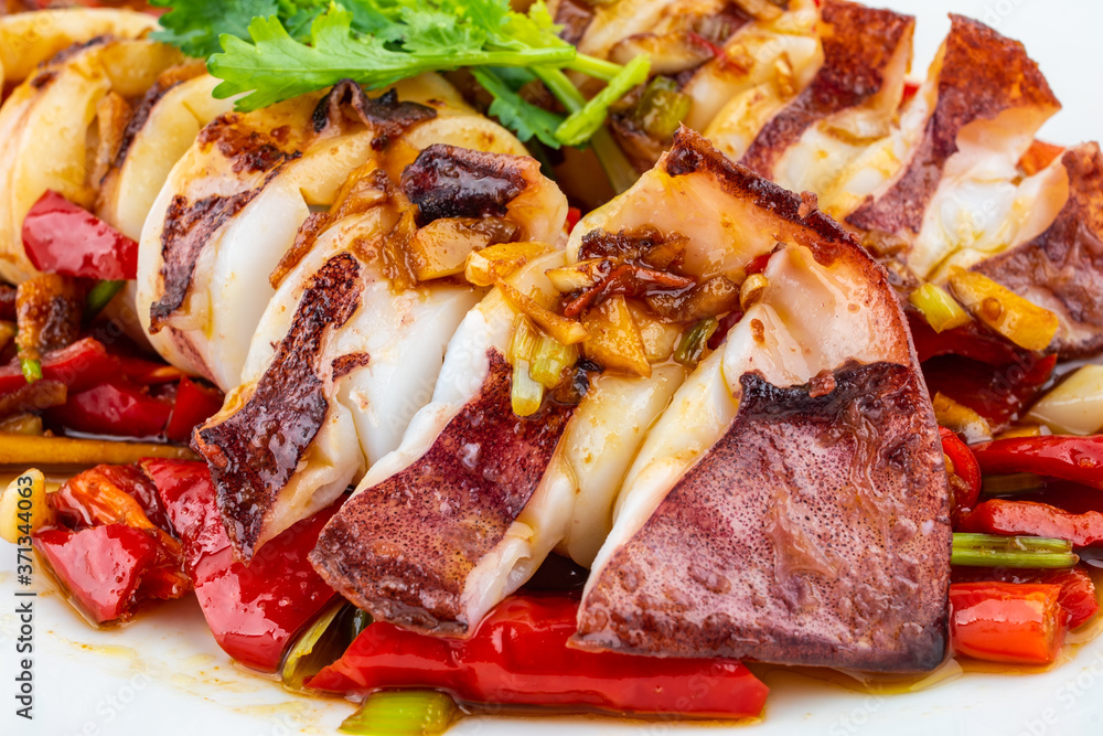 Chinese cuisine delicious braised squid Chinese cuisine delicious braised squid