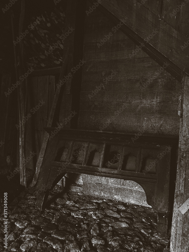 Fototapeta premium old abandoned house