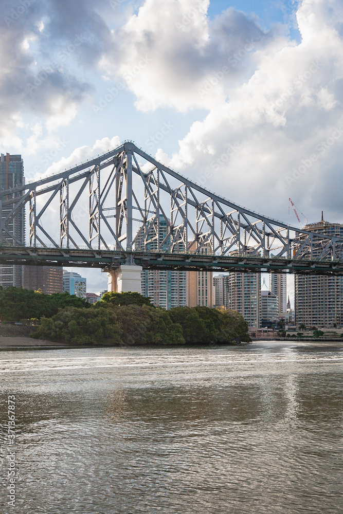 Fototapeta premium The Story Bridge in Brisbane city, Australia