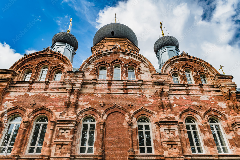 Fototapeta premium Brick walls of an Orthodox monastery
