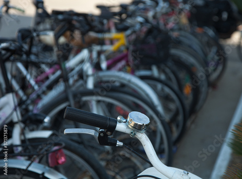 bicicletta,campanello,parcheggio © RoccoPizzichillofoto