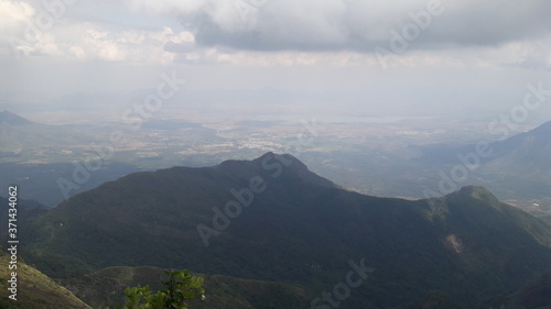 view of the mountains in suicide point