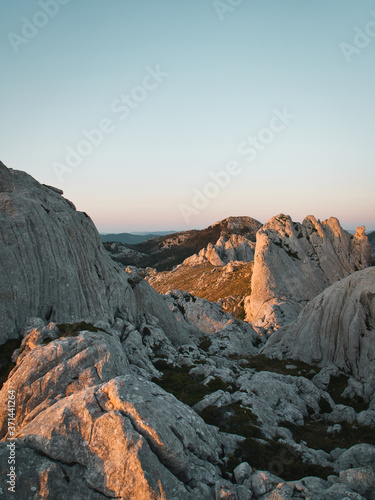 Sonnenuntergang auf dem Tulove Grede, Velebit, Kroatien