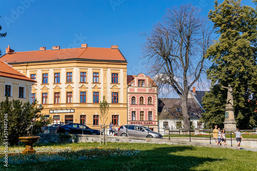 Havlicek square with historic houses, Monument to Karel Havlicek Borovsky, Kutna Hora, Central Bohemian Region, Czech Republic