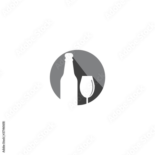Wine Logo Template vector illustrtion