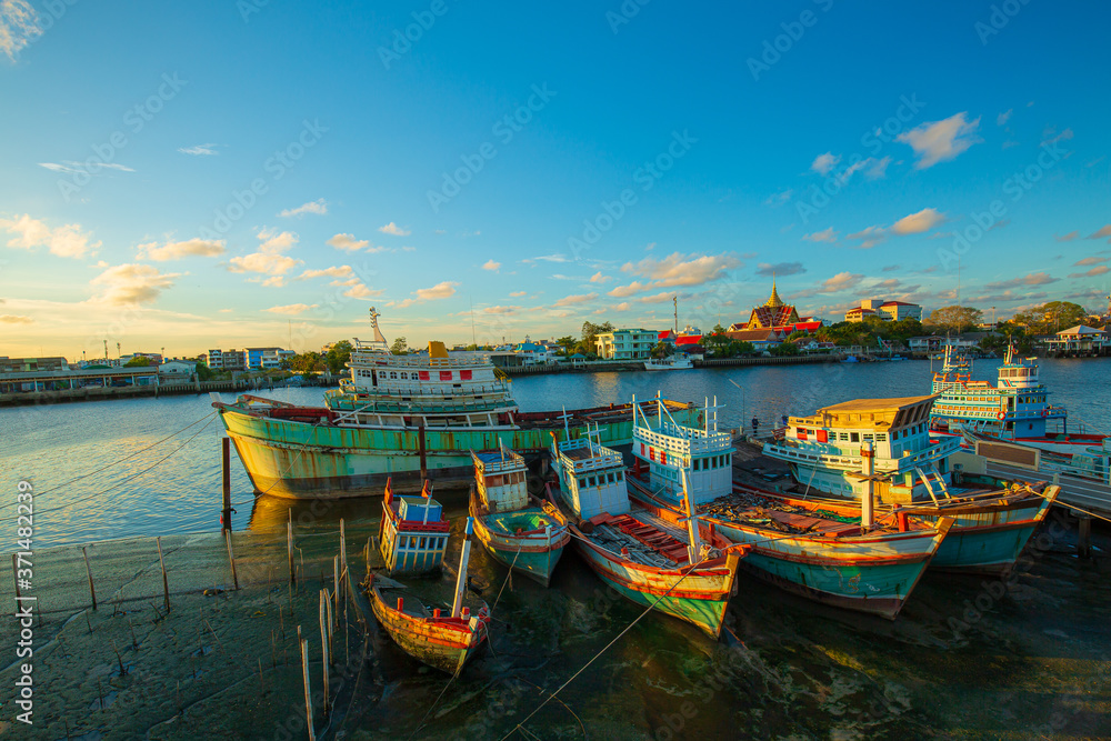 Fishing boat is out fishing. Fishermen is a career that has been popular in the seaside city of Thailand