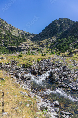 Fotografias de una excursión de senderismo por el Pirineo catalán, 