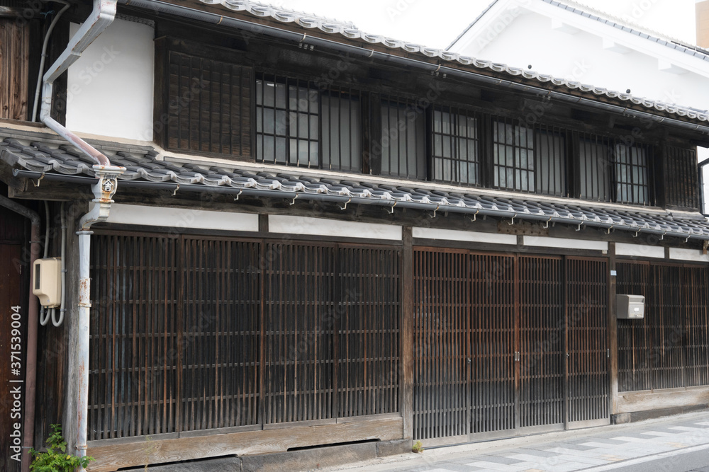 Townscape of Komoro Station on Hokkoku Road in Komoro City, Nagano Prefecture Townscape of Komoro Station on Hokkoku Road in Komoro City, Nagano Prefecture