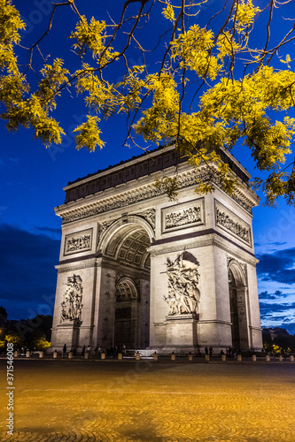 Arc de Triomphe in Paris, France during a quiet evening 