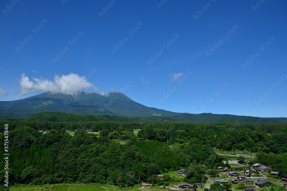 開田高原から見た　御嶽山