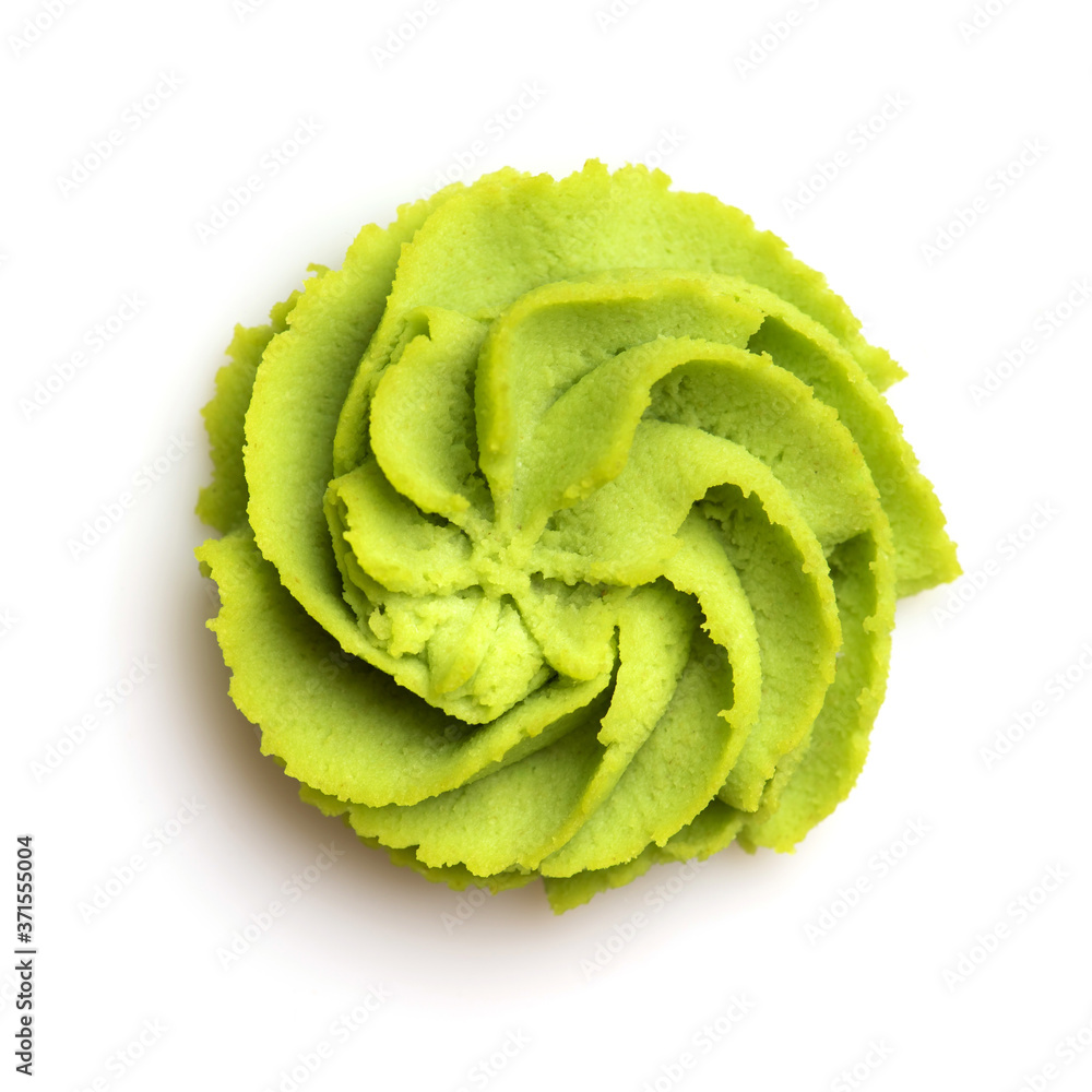 Obraz premium Wasabi portion on white background.