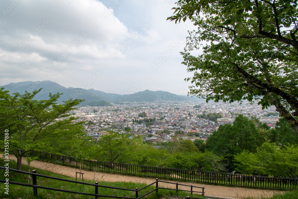 新緑の新倉山浅間公園 新緑の新倉山浅間公園