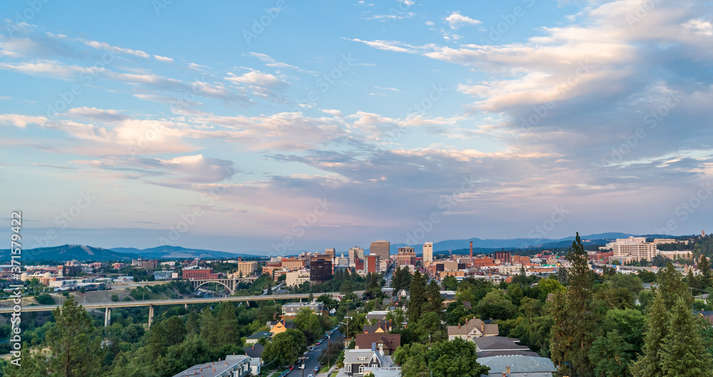 Naklejka premium City On the Eastern Side