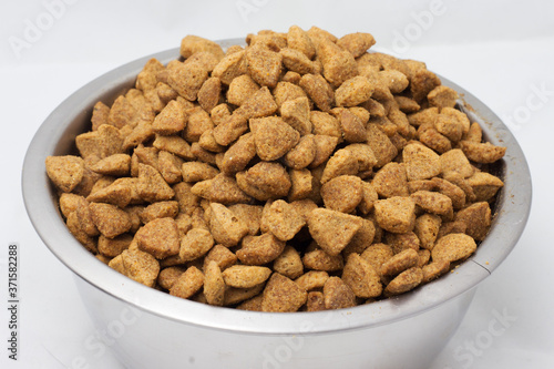 Dry food for cats with urinary tract problems.