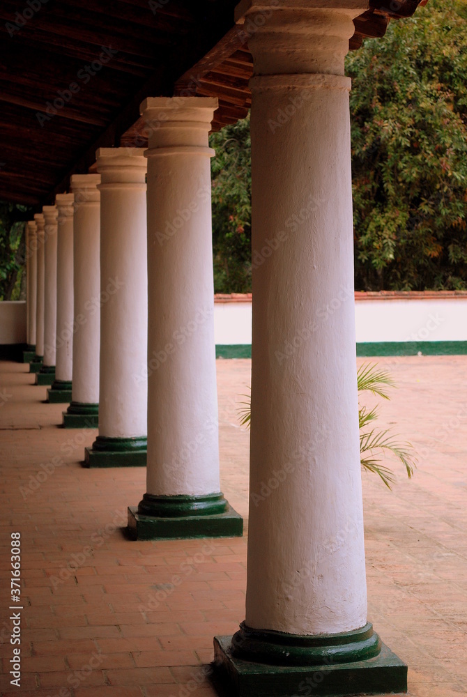 Casona de hacienda cafetalera, en Parque Nacional El Ávila, Caracas Casona de hacienda cafetalera, en Parque Nacional El Ávila, Caracas