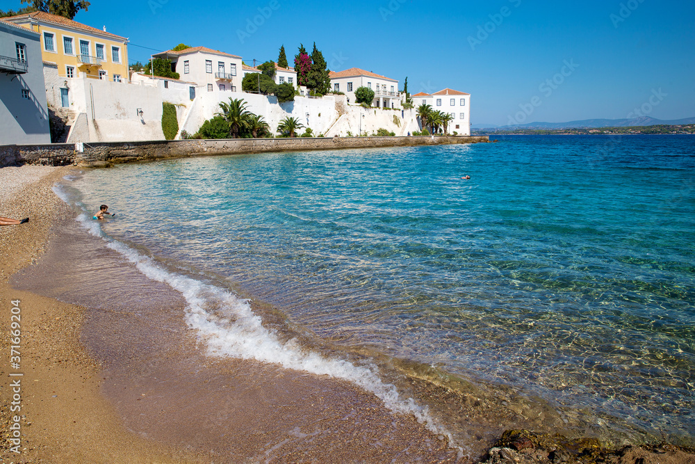 Idyllic Greek island - Spetses for recreation and  travel