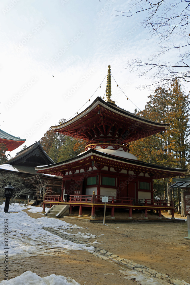 冬の高野山寺院