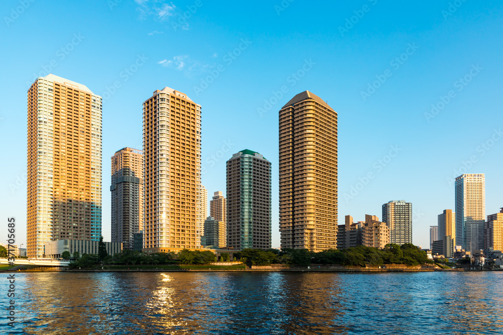 Obraz premium (東京都ー都市風景)ウォーターフロントの夕景2