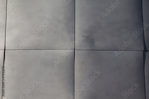 Uneven metal sulfur coating sheets.