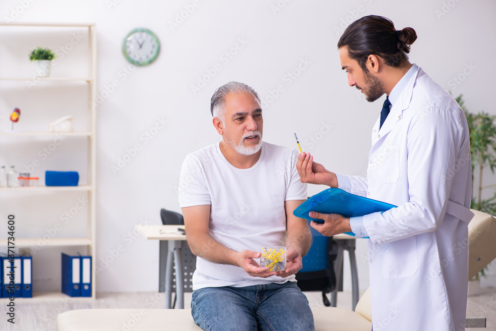 Patient suffering from diabetes visiting doctor Patient suffering from diabetes visiting doctor