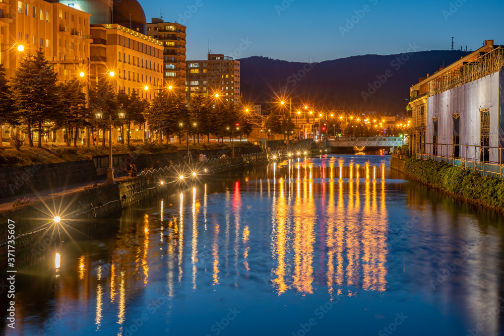 Fototapeta premium 小樽運河の夜景