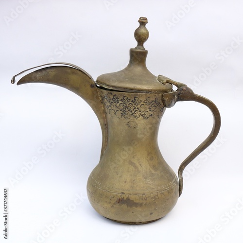 Obraz na płótnie An old metal dallah jug w salonie