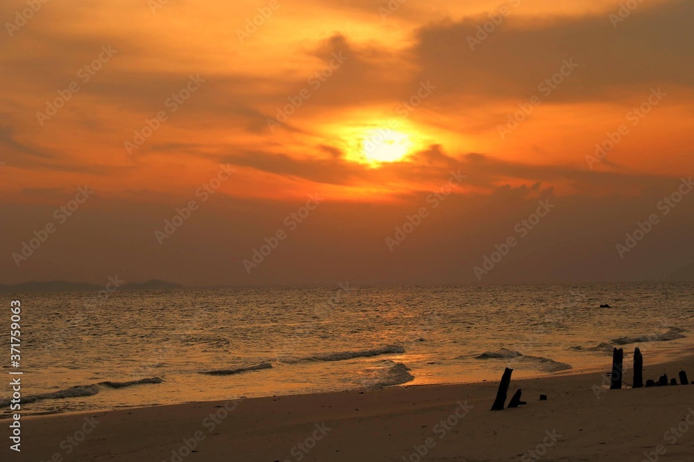 Fototapeta premium sunset on the beach