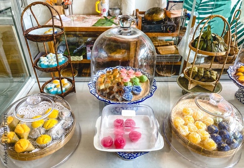 traditional thai dessert