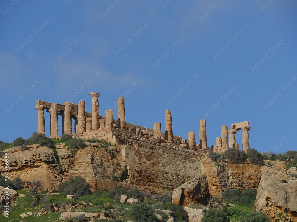 Greek Temple of Juno Lacina, Vallee di Templi, Agrigento, Sicily, Italy