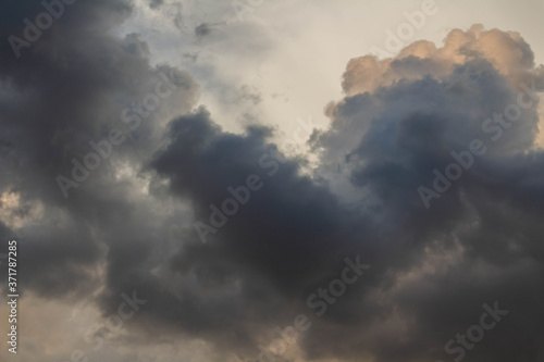 dark storm clouds before rain © PAVEL GERASIMENKO