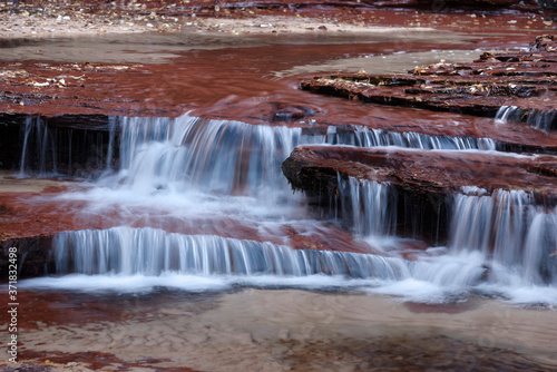 Waterfall in the Left Fork North Creek, Zion National Park © Eric Middelkoop