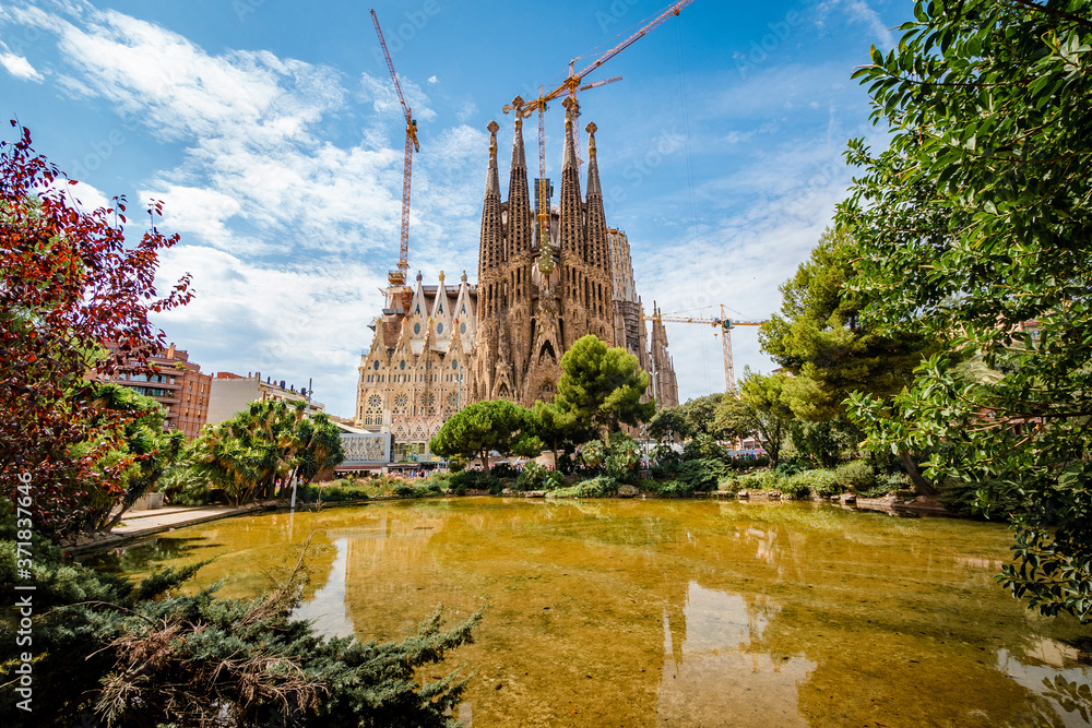 Architectural landmark Sagrada Familia Cathedral, a large Roman Catholic church designed by Antoni Gaudi in Barcelona, Catalunya, Spain. Architectural landmark Sagrada Familia Cathedral, a large Roman Catholic church designed by Antoni Gaudi in Barcelona, Catalunya, Spain.