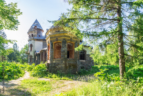 Abandoned estate in Belogorsk in the Leningrad region photo