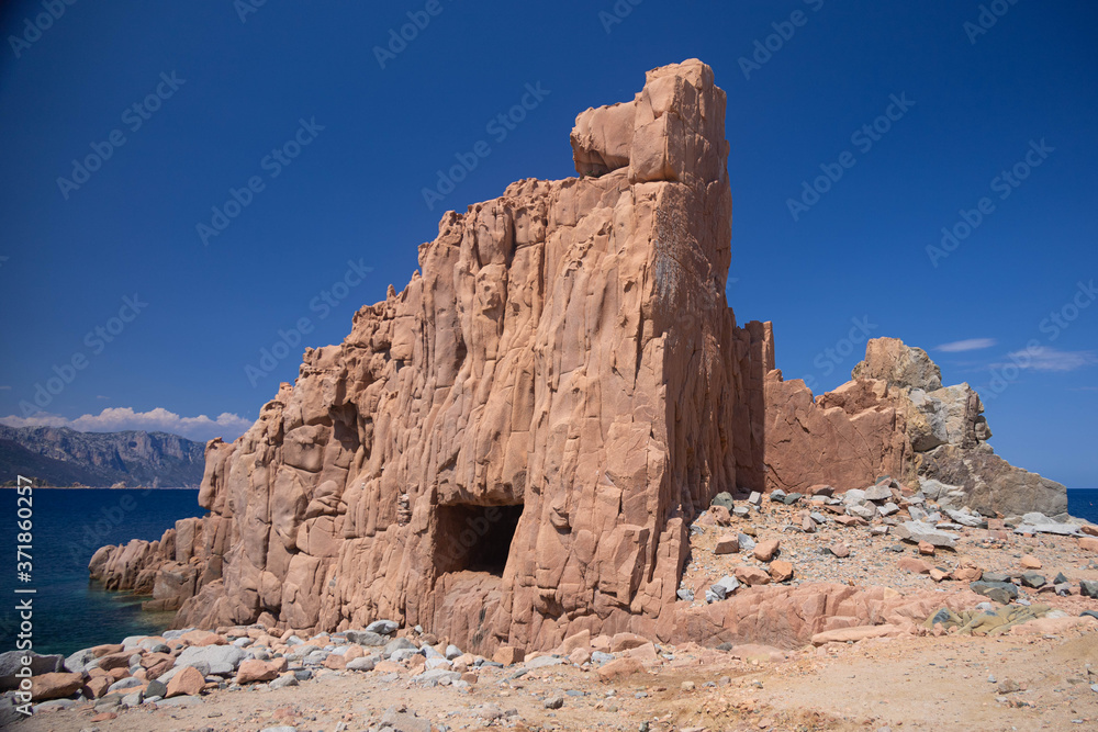 Fototapeta premium view of the Red Rocks Beach of Arbatax, Sardinia, Italy 1