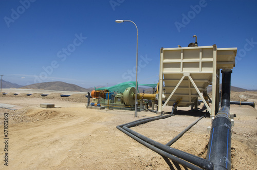 Instalaciones para la gran minería del cobre plantas de extracción de concentrado de cobre Minera Maria Ines De Andacollo Coquimbo Chile Sudamerica