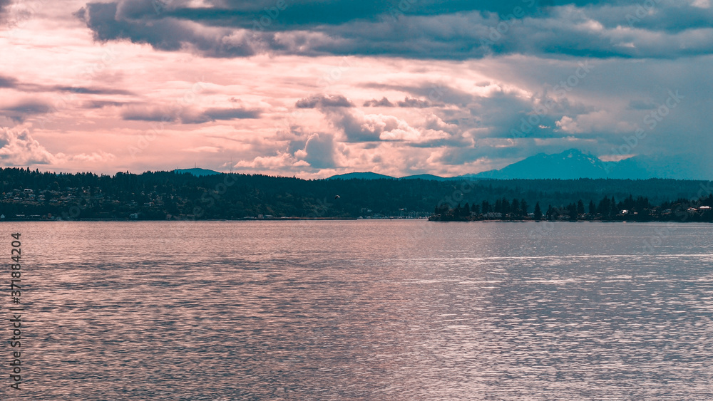 Fototapeta premium lake in the mountains