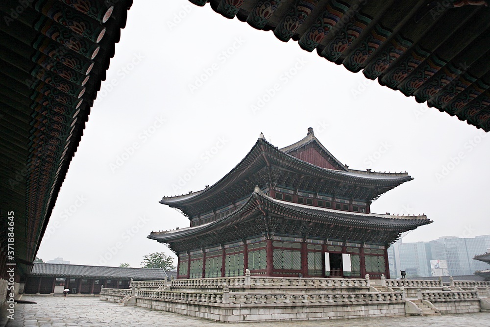 Fototapeta premium 한국 서울 경복궁 입니다