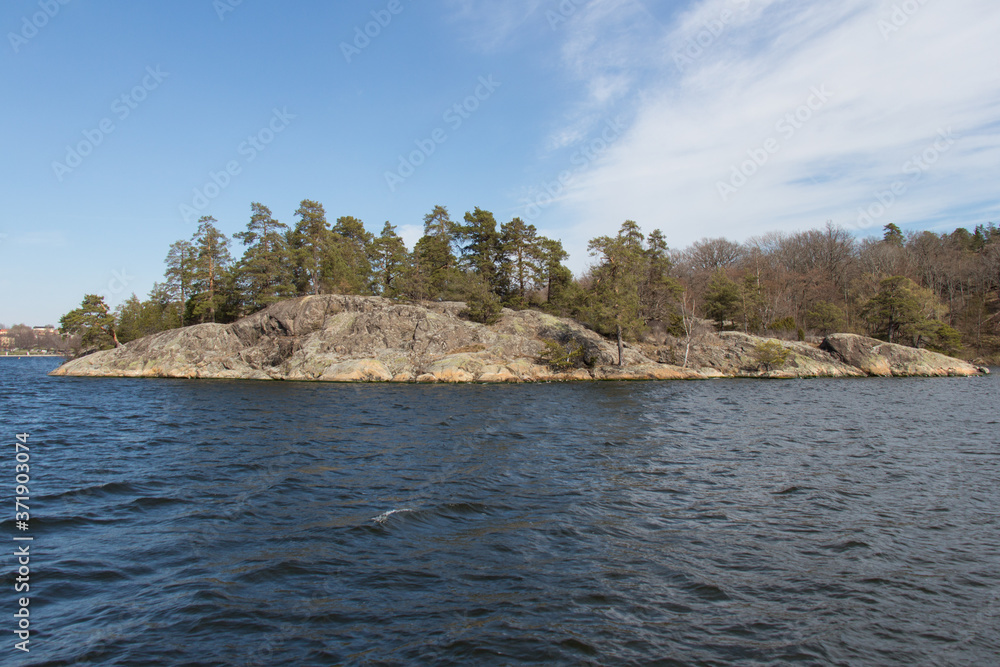 Obraz premium Waterfront line in a sunny day around Stockholm, Sweden.