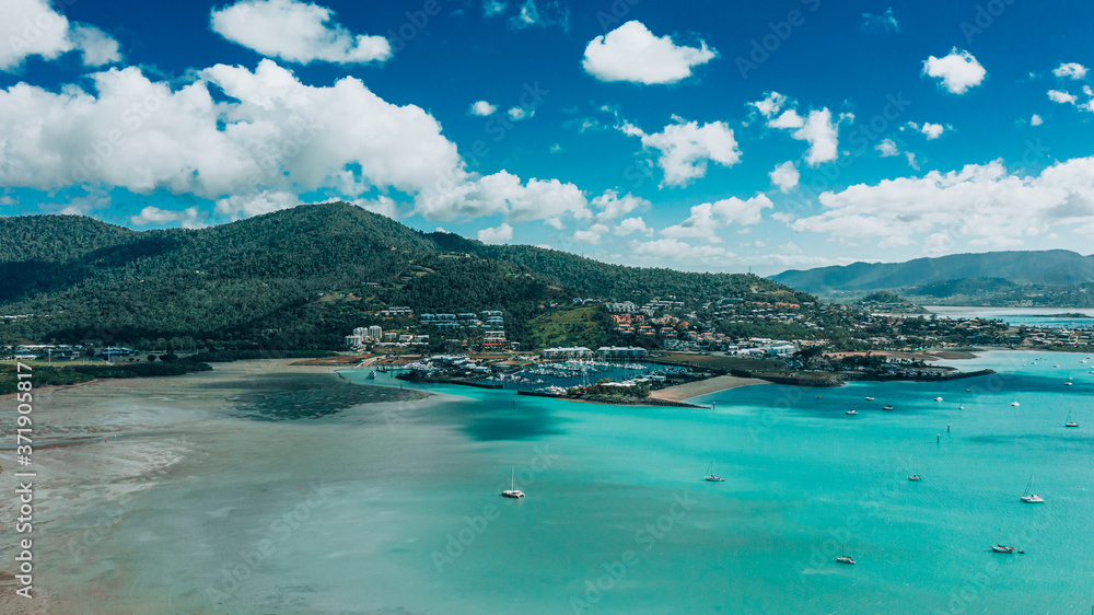 Airlie Beach & Whitsundays