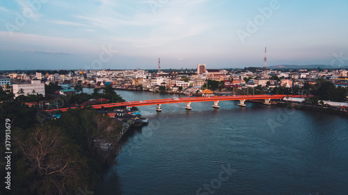 Fényképezés Red rice river bridge in Surat city Red rice river bridge in Surat city
