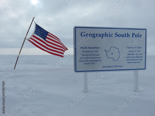 Obraz na plátně Geographic South Pole, Antarctica, Bottom of the World - 2019