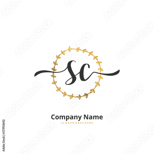 S C SC Initial handwriting and signature logo design with circle. Beautiful design handwritten logo for fashion, team, wedding, luxury logo.