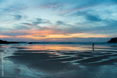 Coucher de soleil sur la plage de Donnant     Belle-ile-en-mer  Bretagne