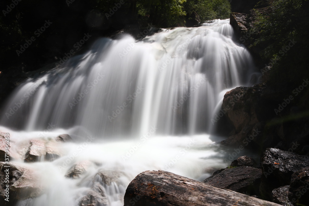 Fototapeta premium Wasserfall in der Pöllatschlucht bei Hohenschwangau in Bayern