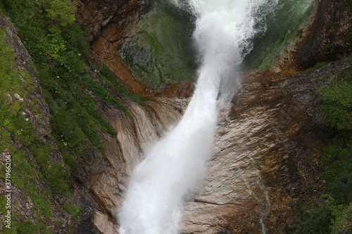 Wasserfall in der P  llatschlucht bei Hohenschwangau in Bayern